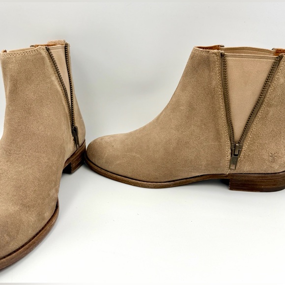 NWT Frye Women's Ash Suede Chelsea Ankle Boots - Picture 5 of 9